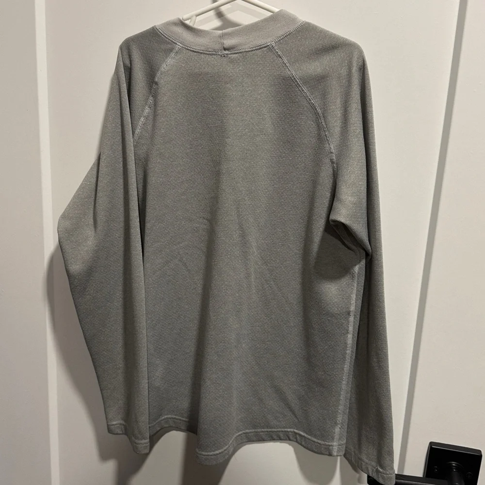 Patagonia Bundle Fleece Pullover and Capilene Baselayer Size 10